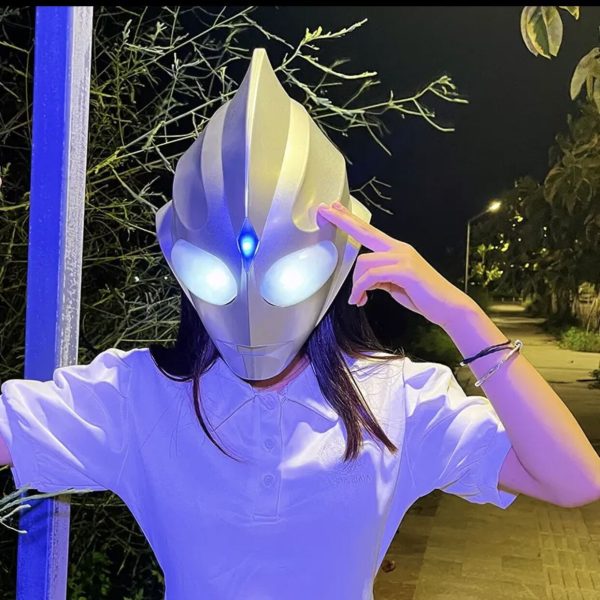 Máscara Ultraman sensor touch - Imagen 3