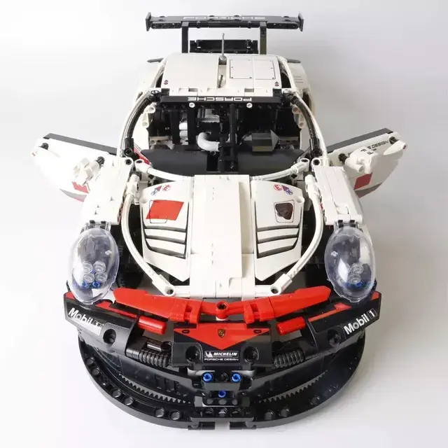 Porsche 911 RSR Technic 1631 Piezas - Imagen 3