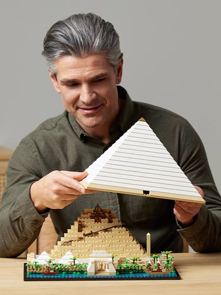 Maqueta Arquitectónica De La Gran Pirámide De 1476 Piezas - Imagen 4